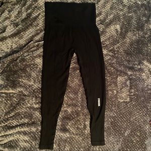 Black Gymshark Power Down Leggings